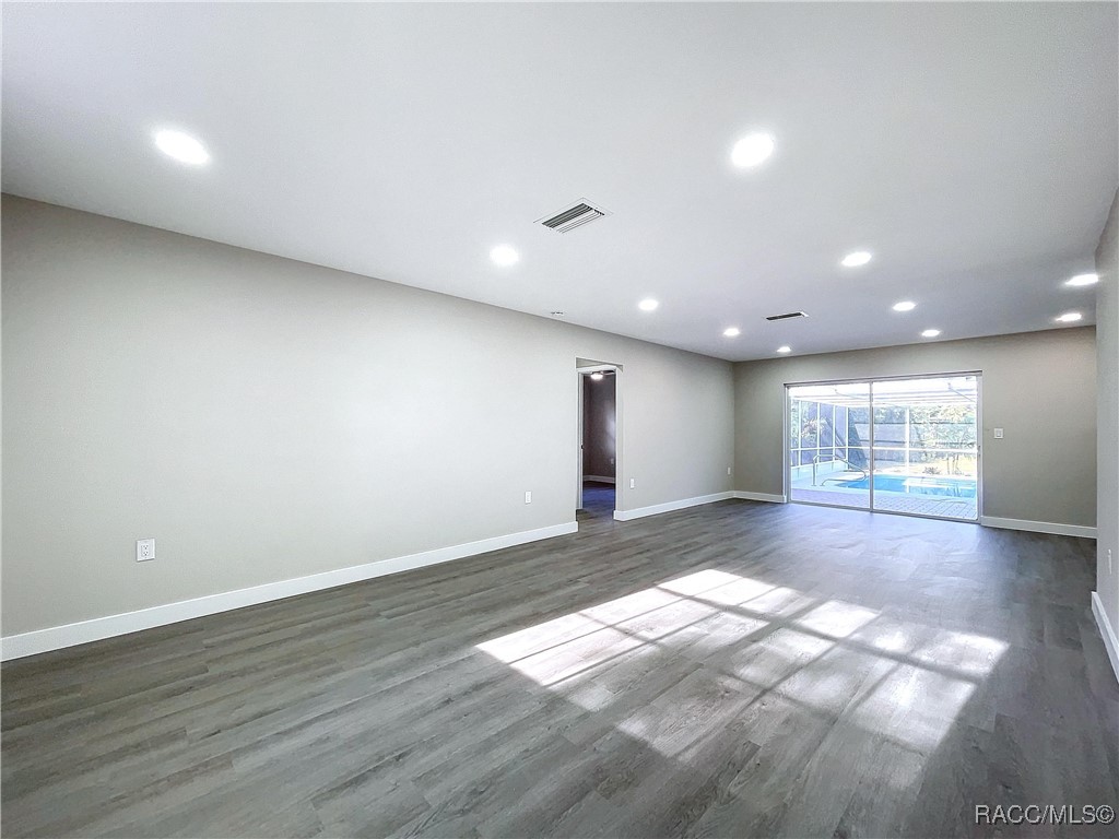 5040 N Baywood Drive