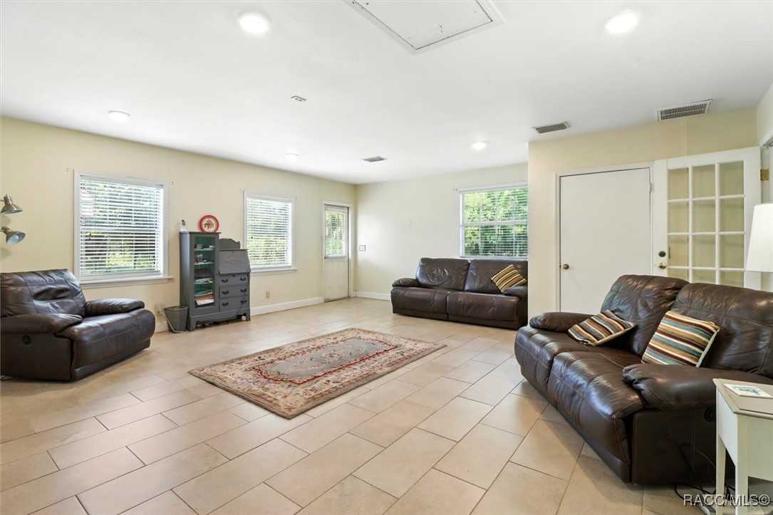 10299 N War Horse Point