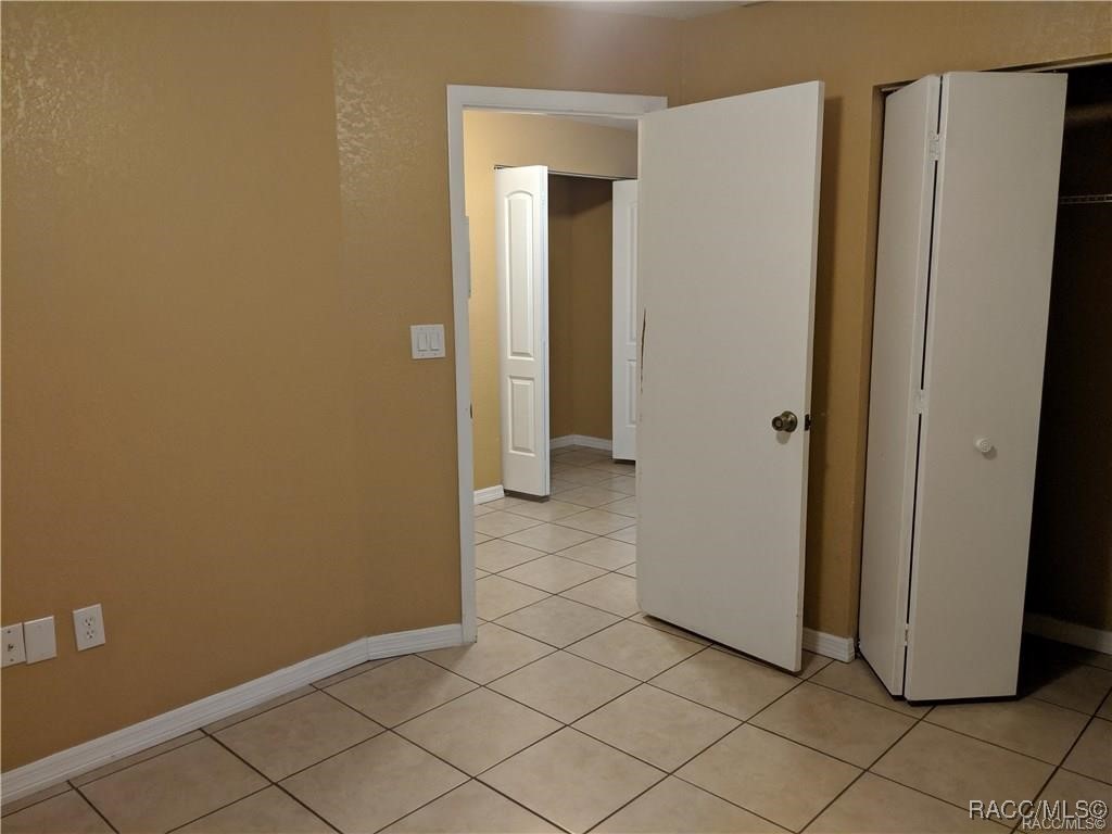 5353 W Customer Court