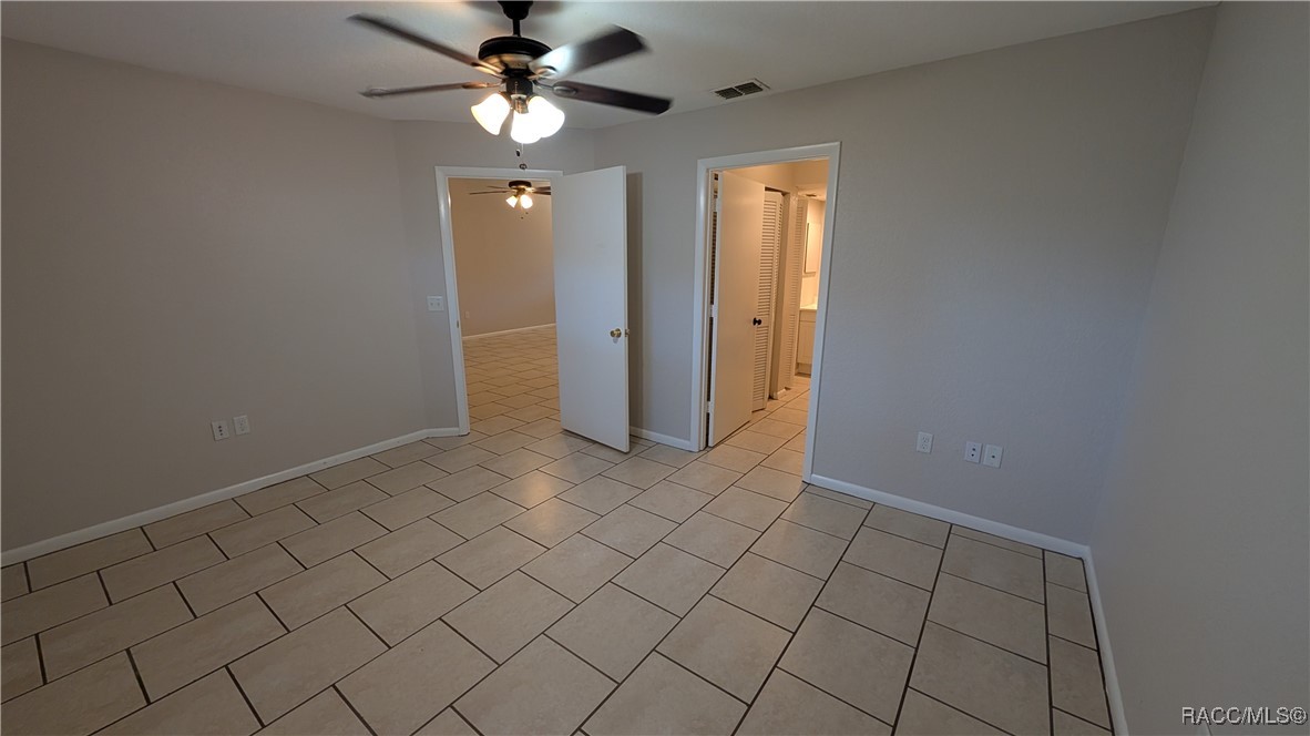 5334 W Customer Court