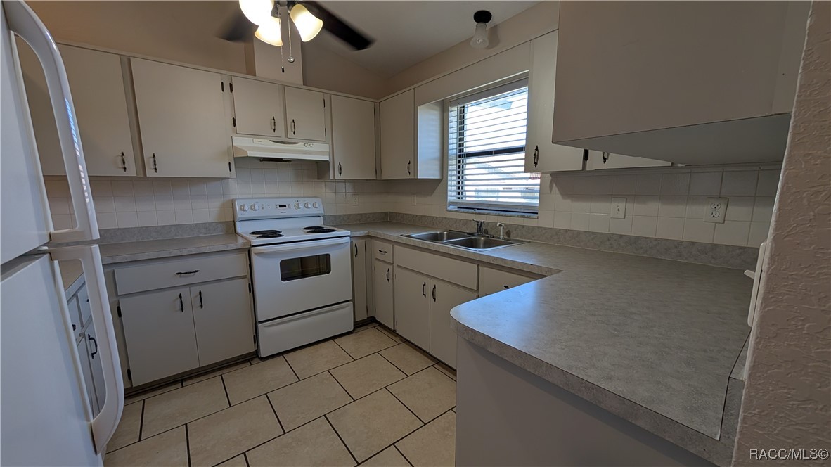 5334 W Customer Court