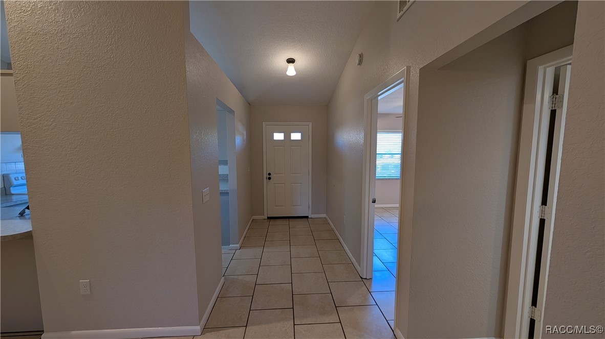 5334 W Customer Court