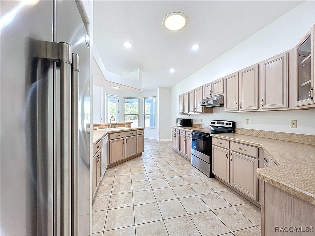 5950 N Petunia Terrace