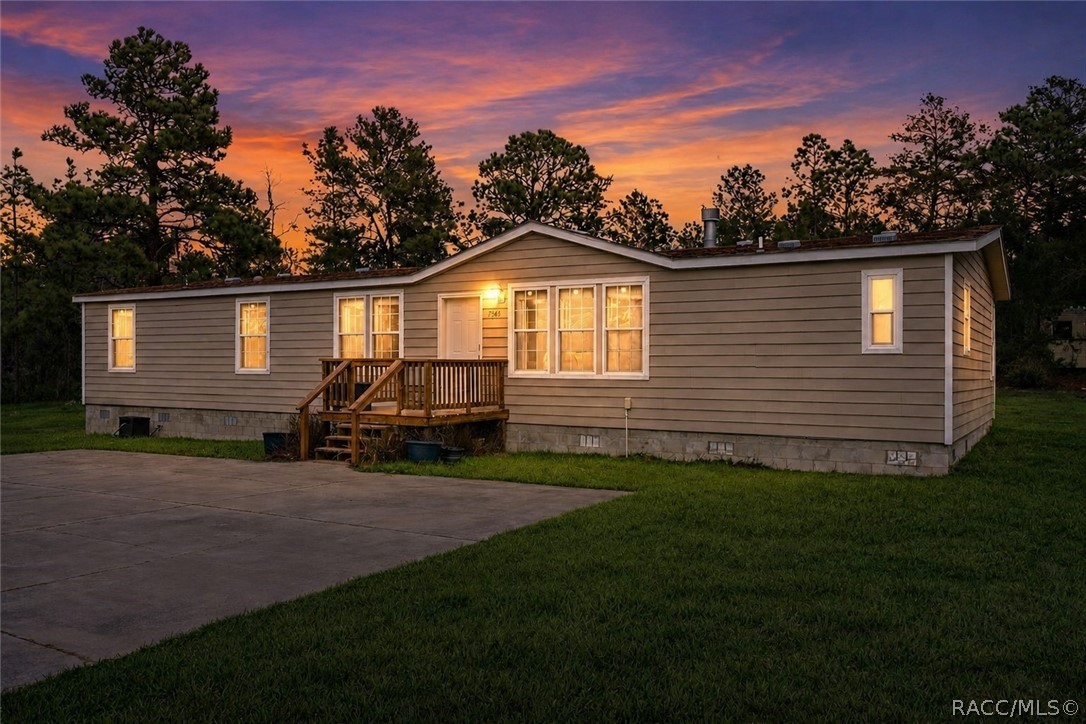 7545 N Damascus Avenue Dunnellon FL