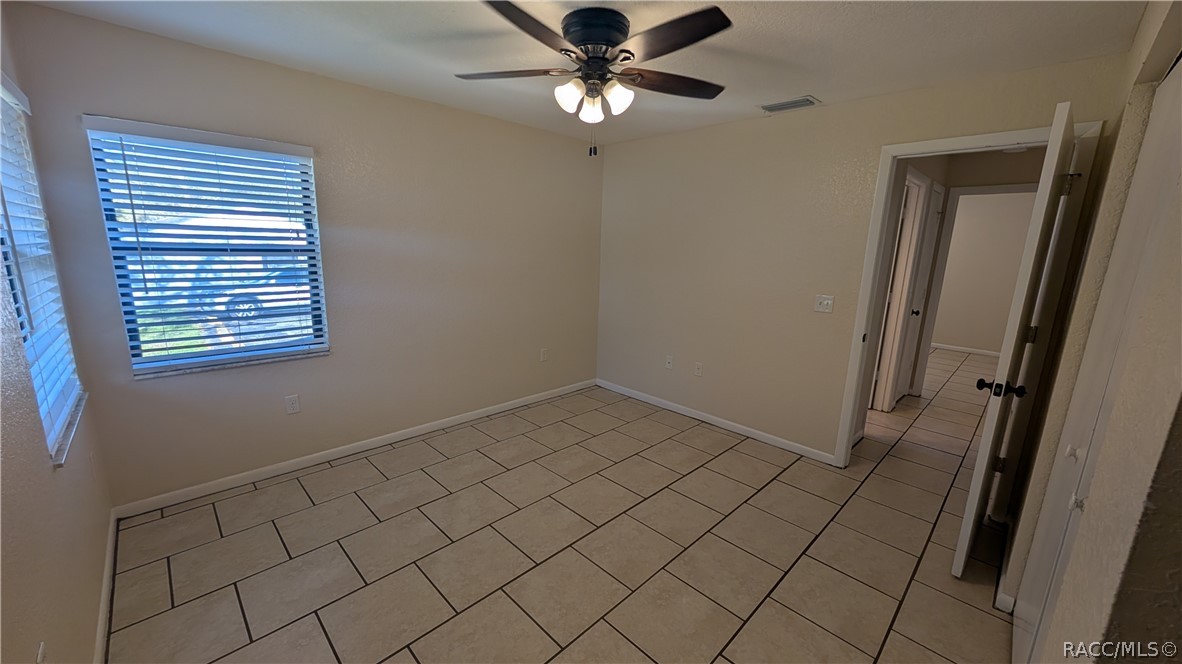 5348 W Customer Court