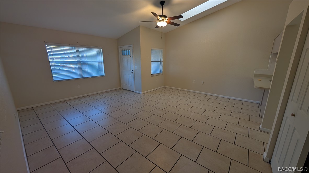5348 W Customer Court