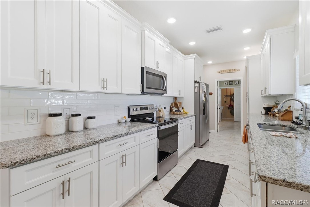6465 N Dunlap Terrace