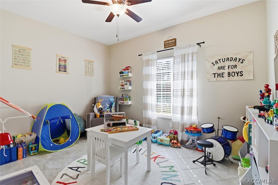 6465 N Dunlap Terrace