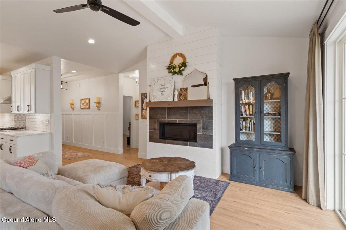 2917 N BYGONE WAY