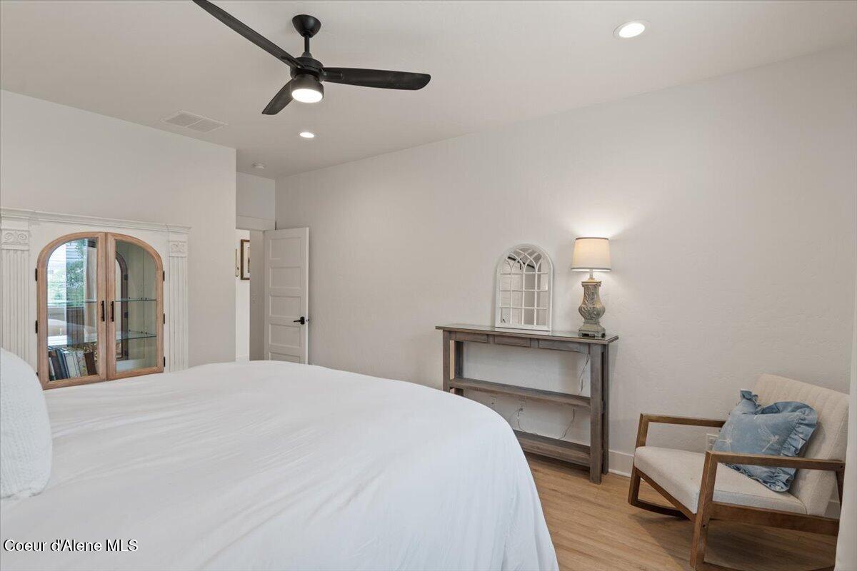 2917 N BYGONE WAY