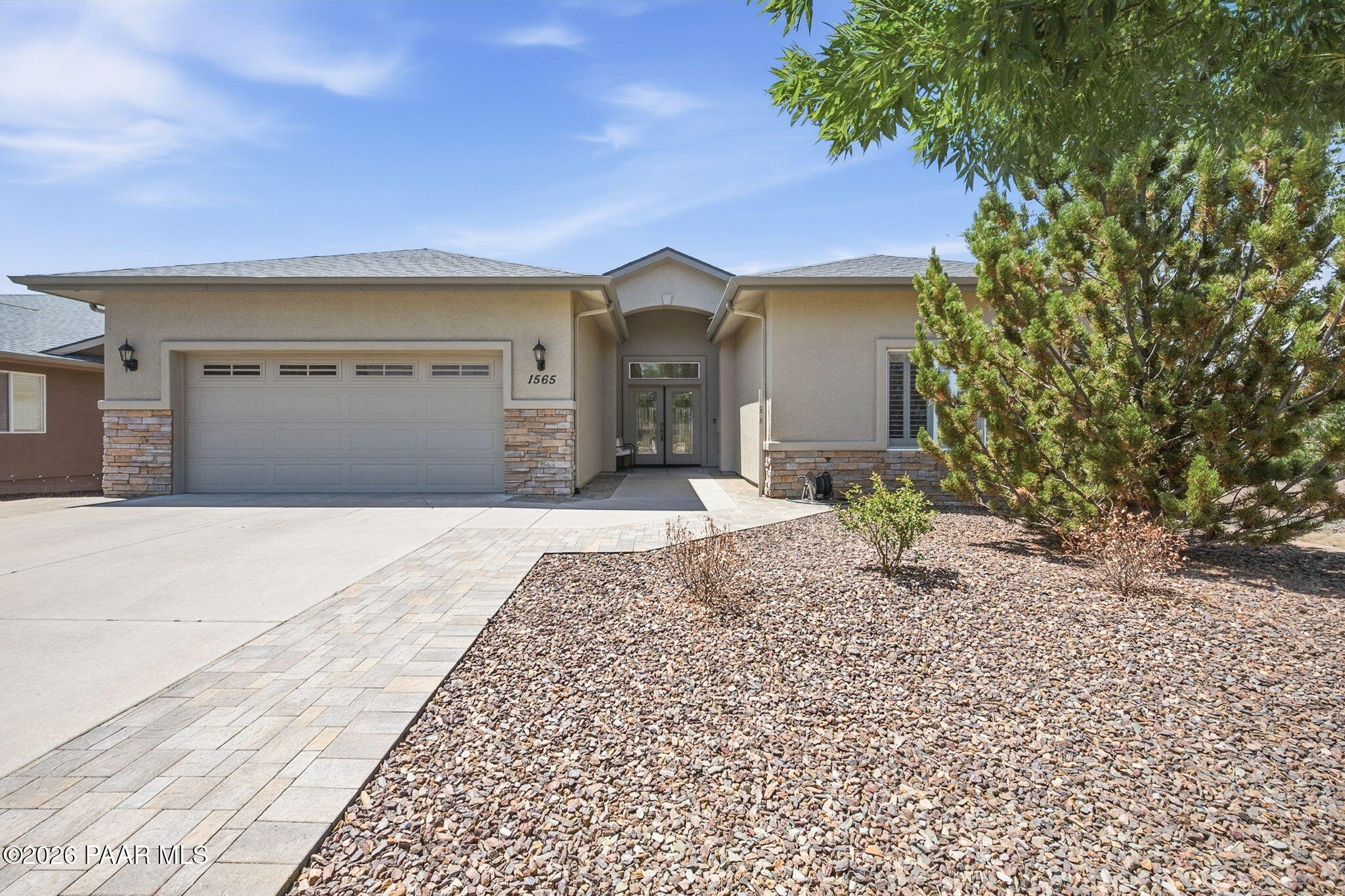 1565 Magnolia Lane