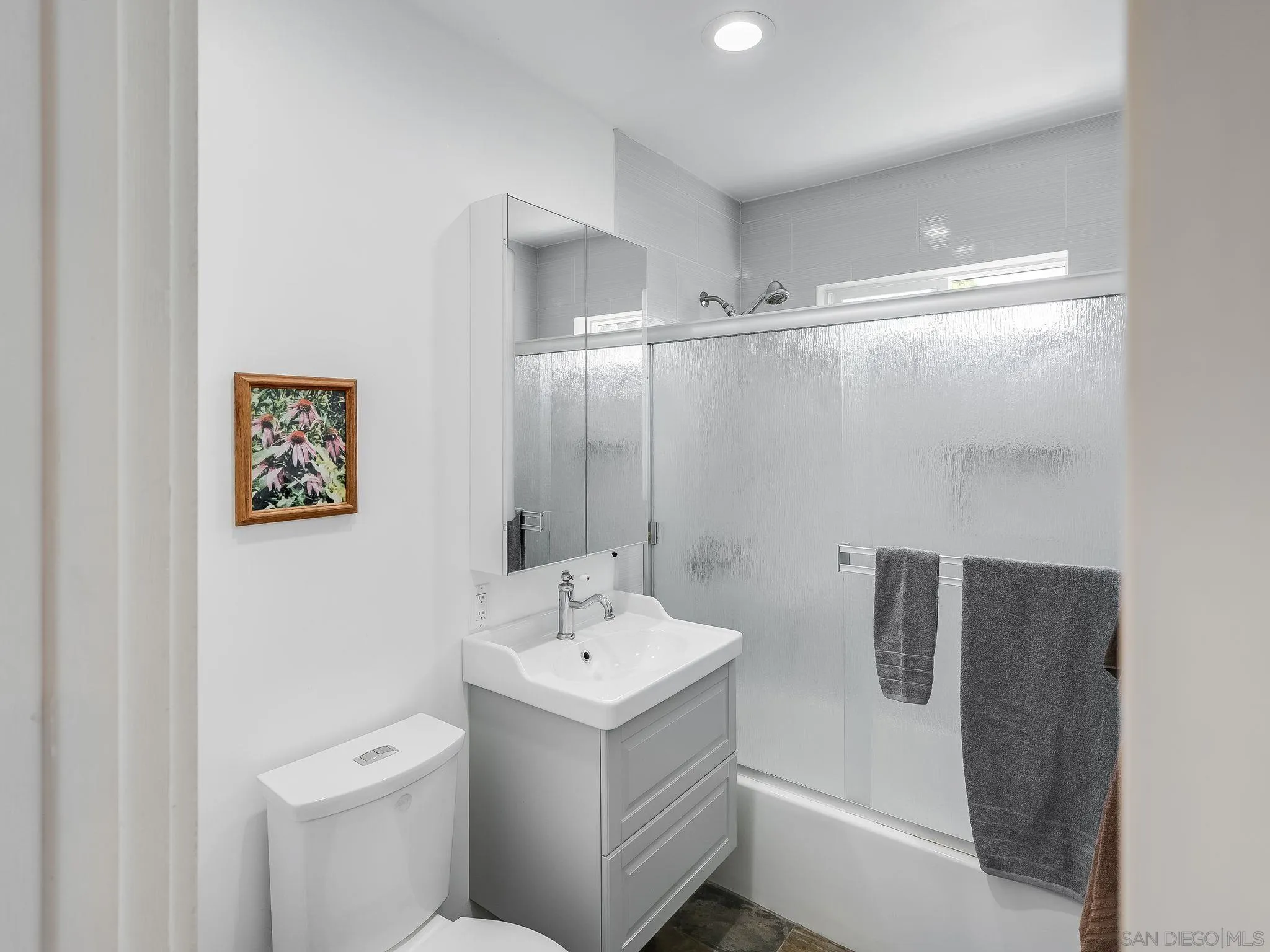 1080 Aloha Dr