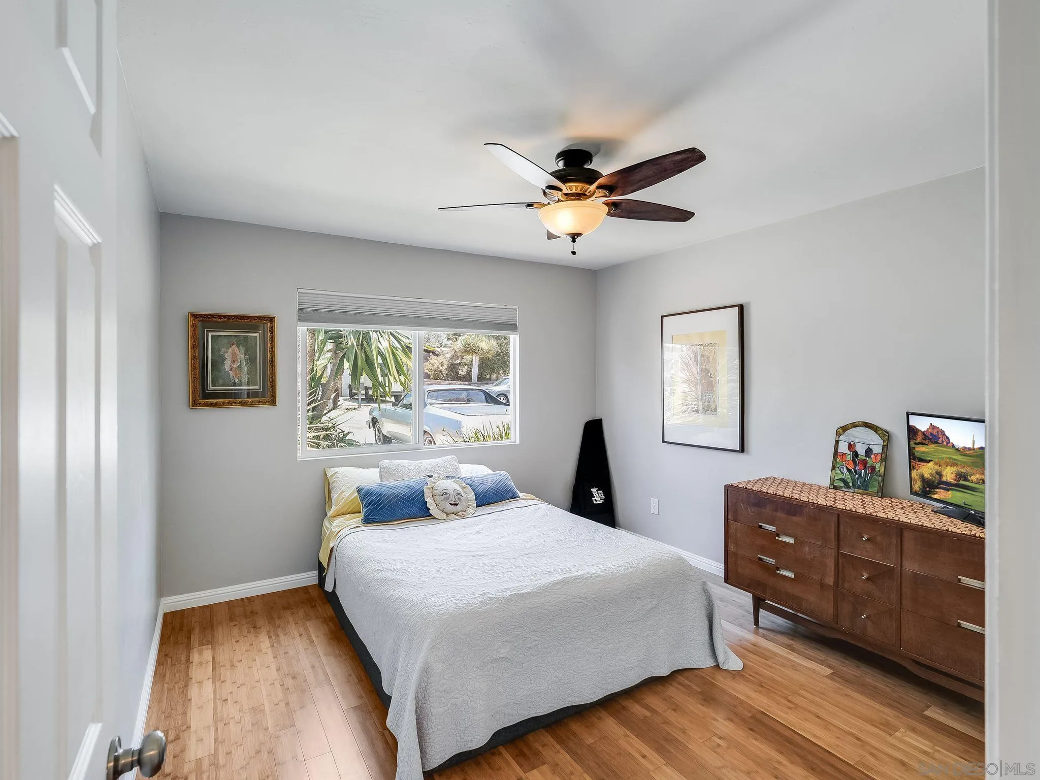 1080 Aloha Dr