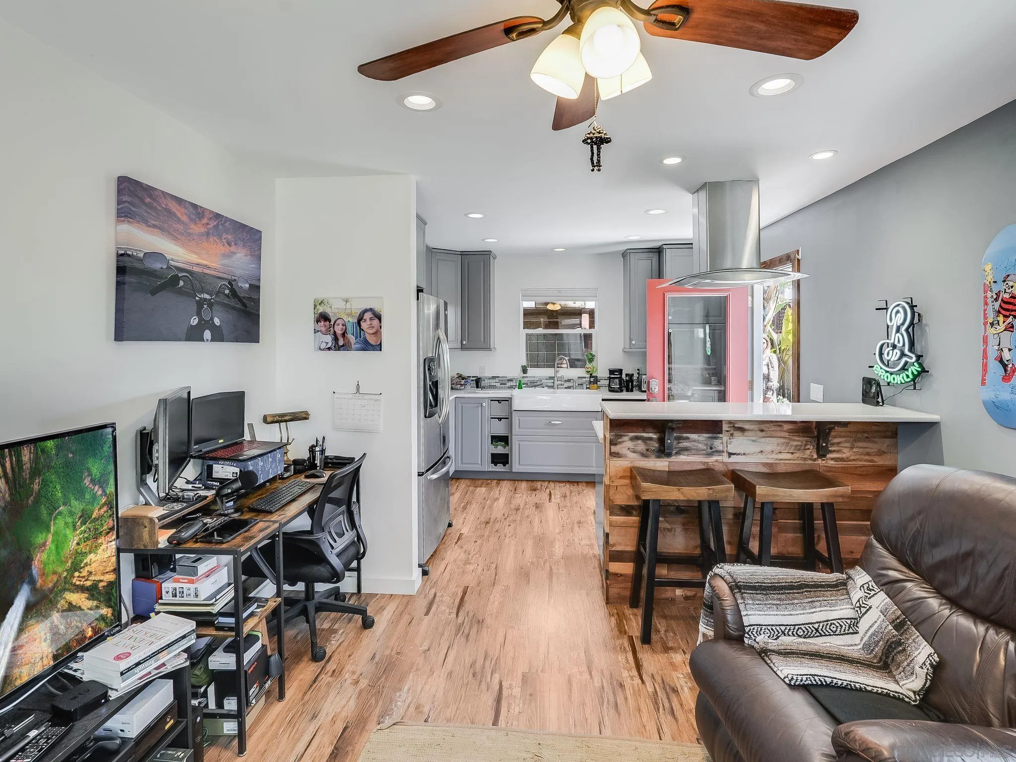 1080 Aloha Dr