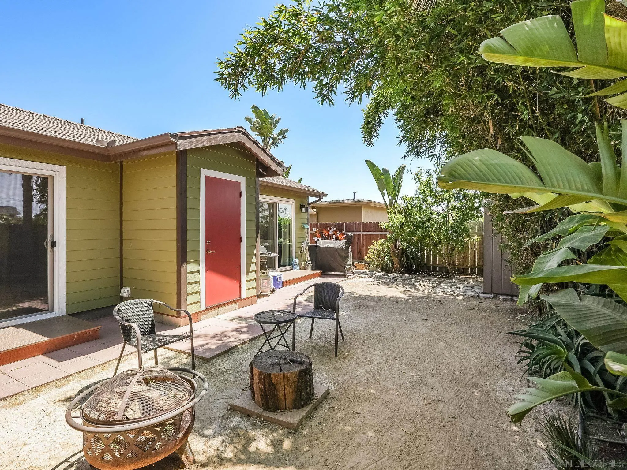 1080 Aloha Dr