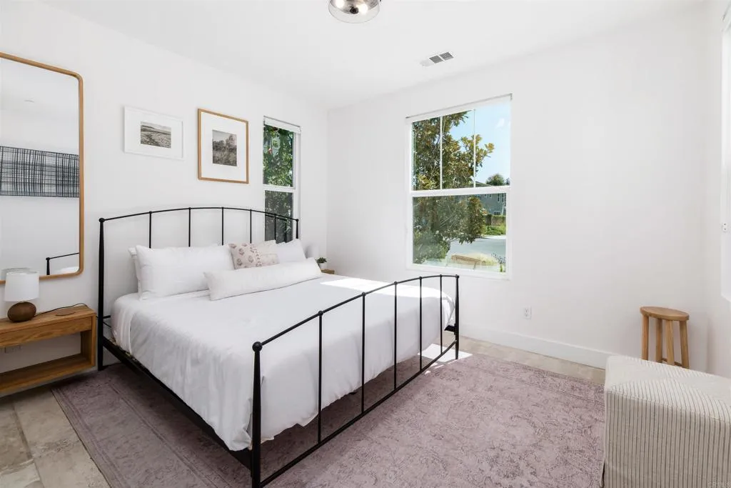1204 Lanai Court