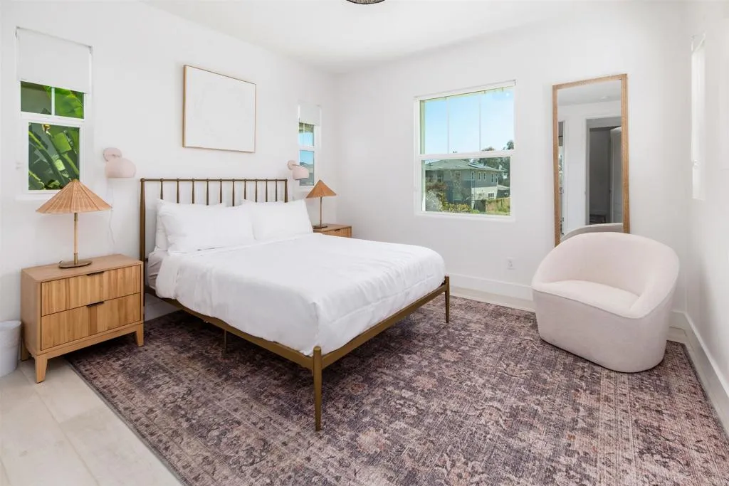 1204 Lanai Court