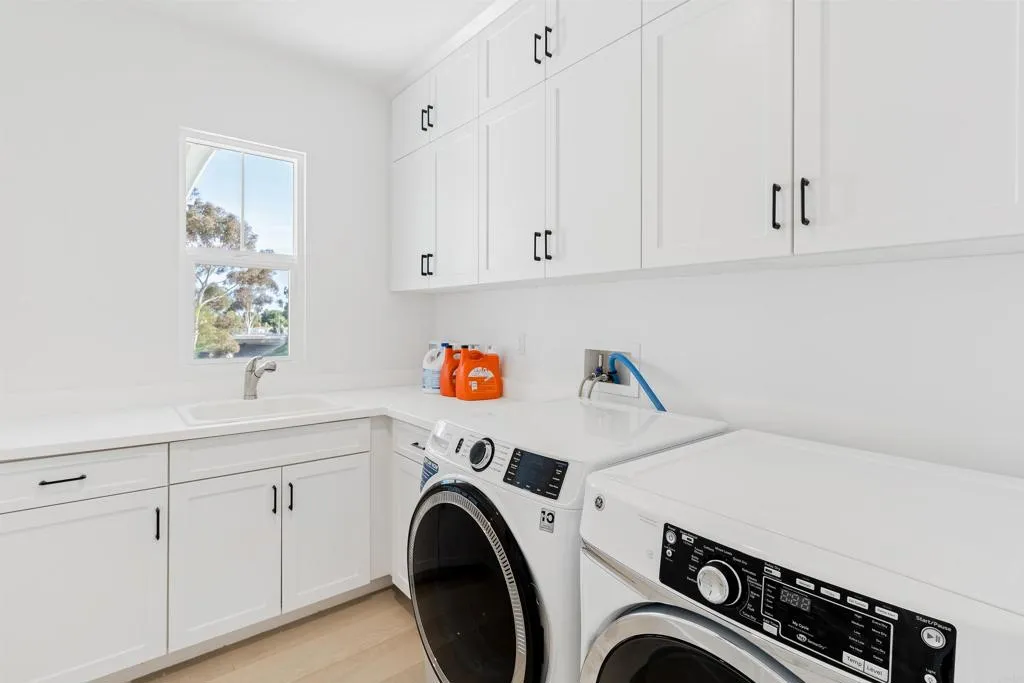 1204 Lanai Court