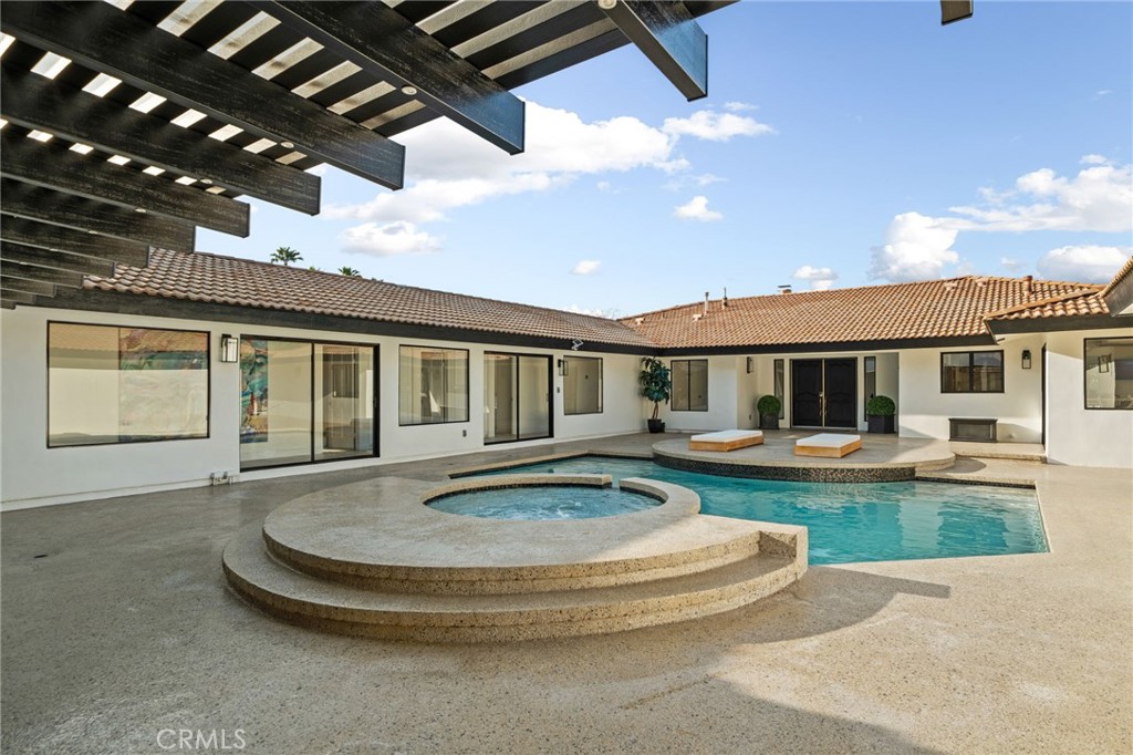 1200 Sunnyside