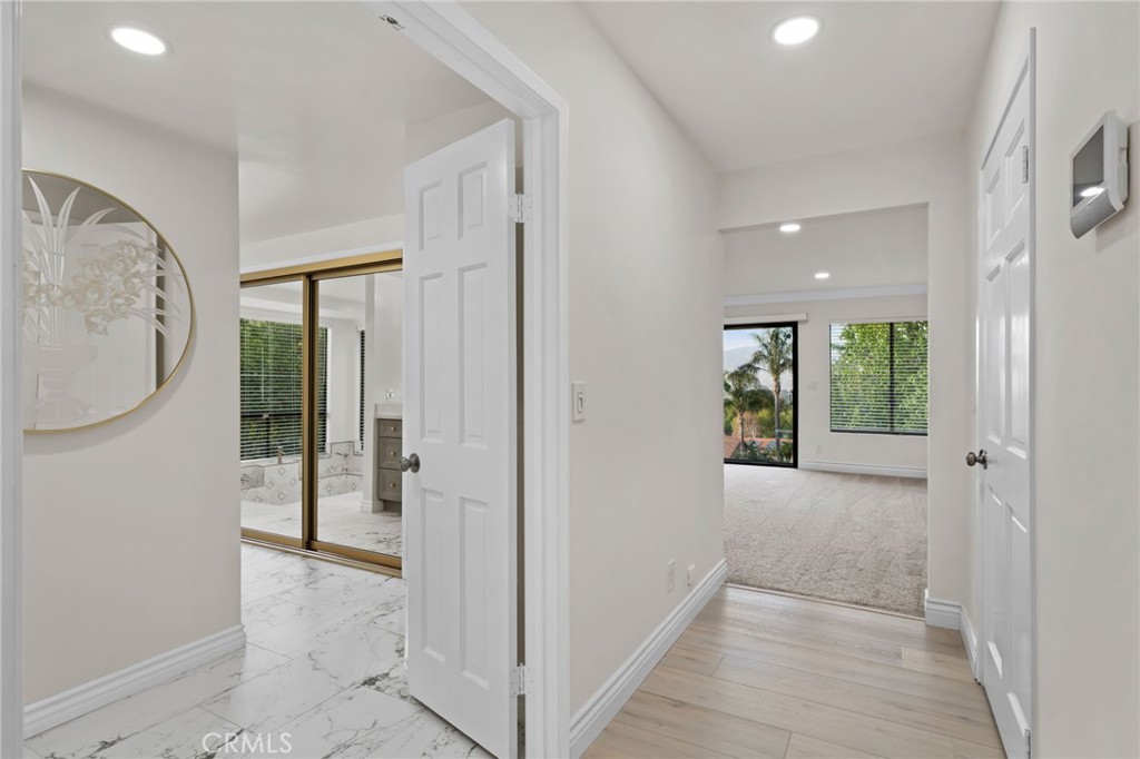 1200 Sunnyside
