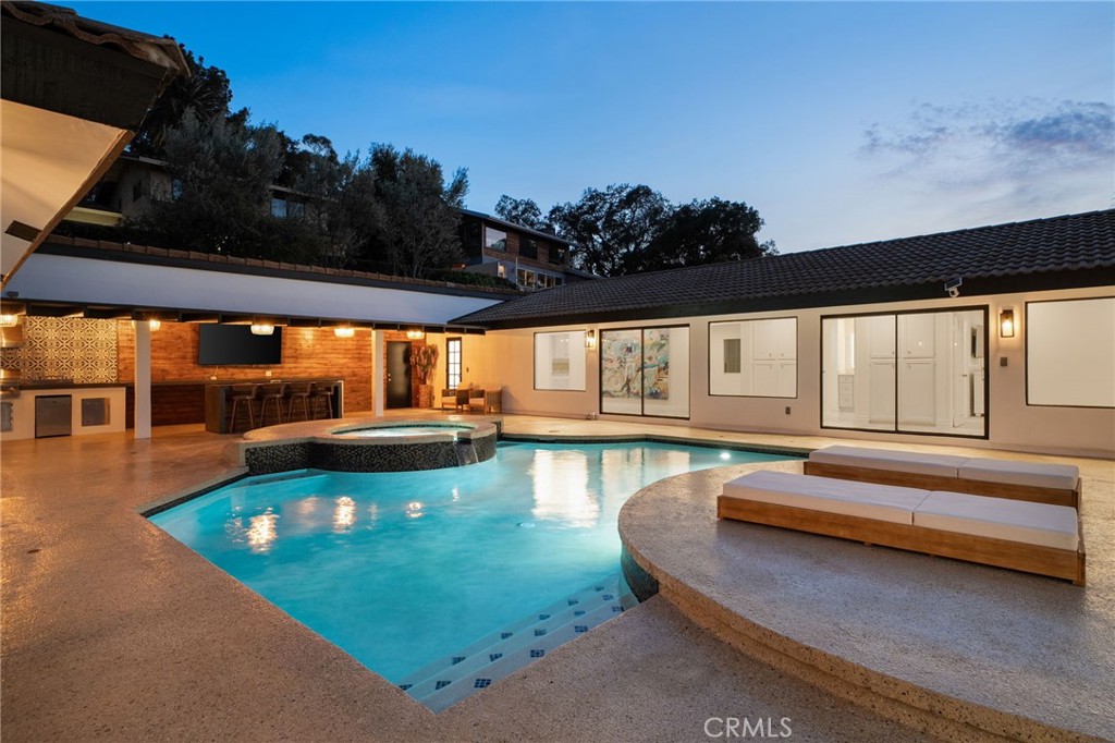 1200 Sunnyside