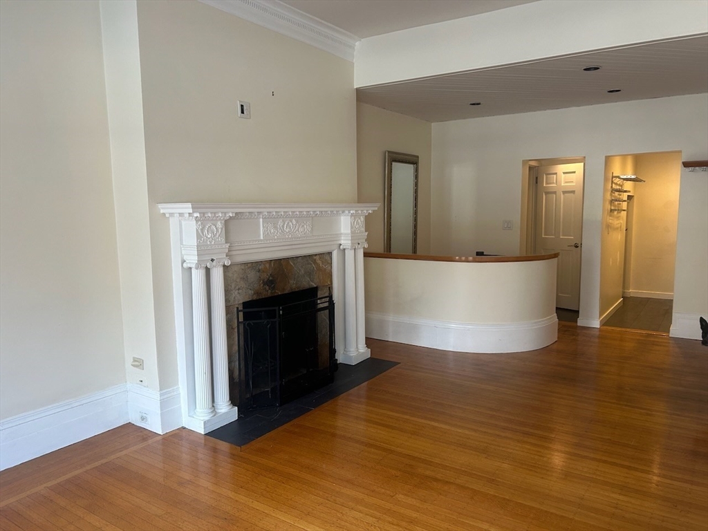 174 Commonwealth Ave. # 1