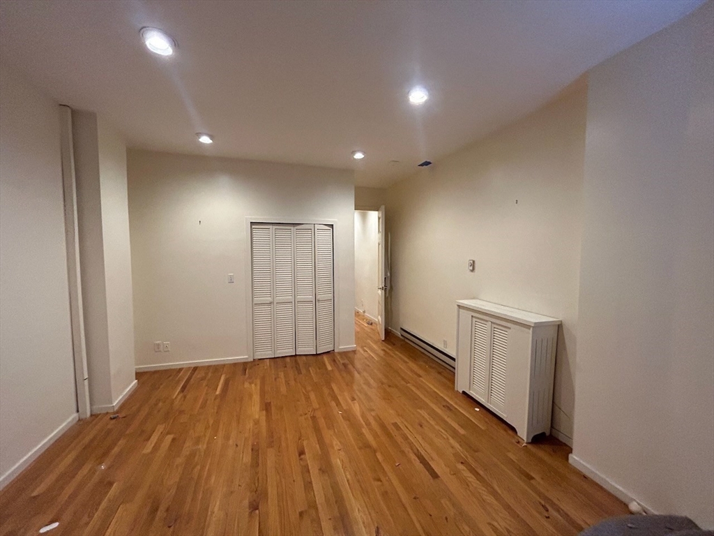 174 Commonwealth Ave. # 1