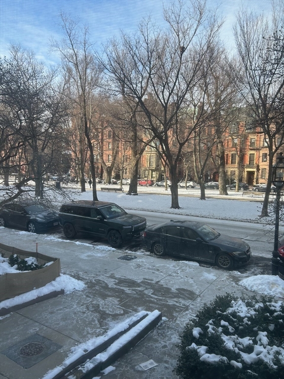 174 Commonwealth Ave. # 1