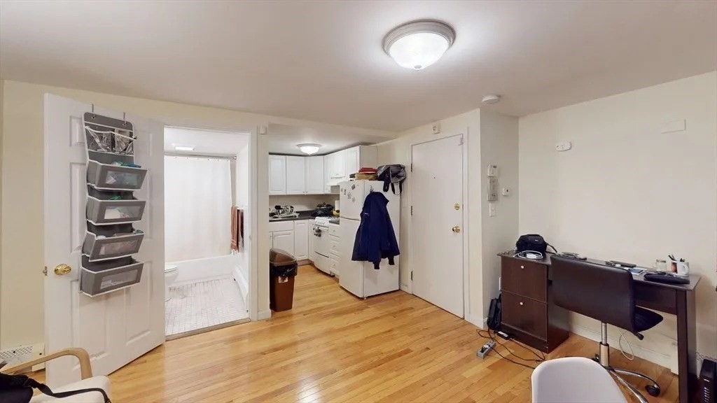 170 Marlborough Unit: BF