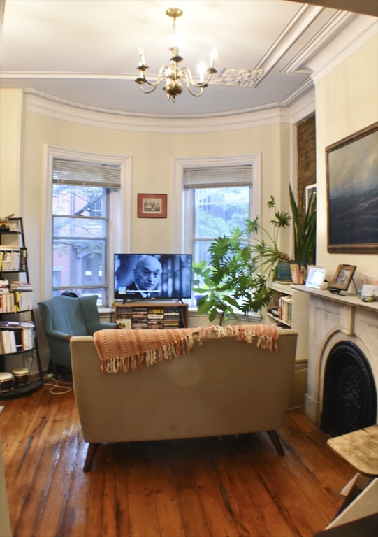 12 E Springfield # 2