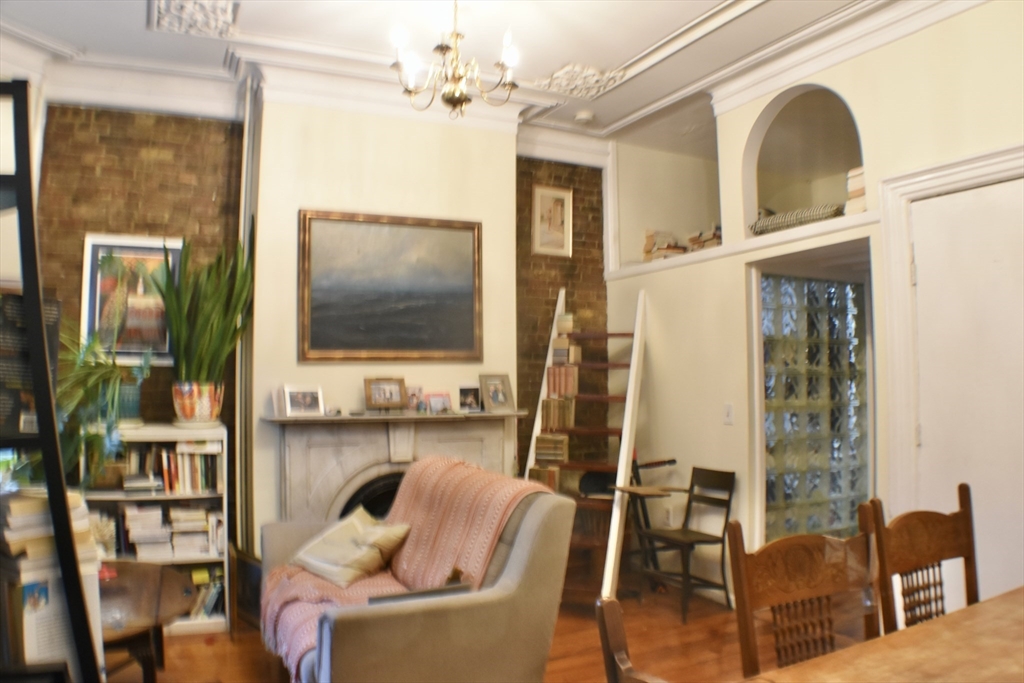 12 E Springfield # 2