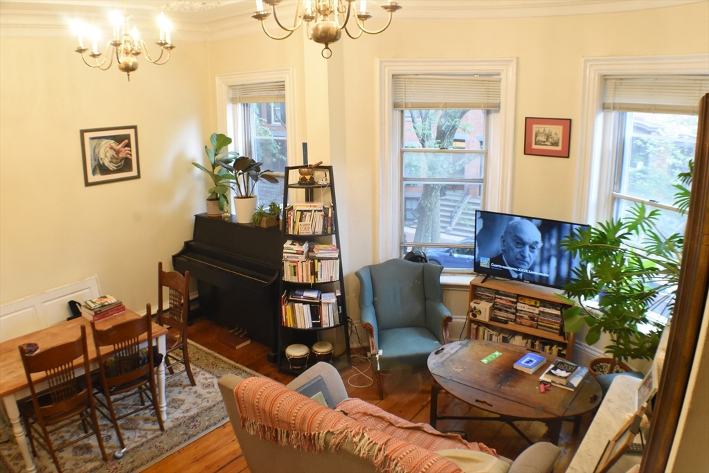 12 E Springfield # 2