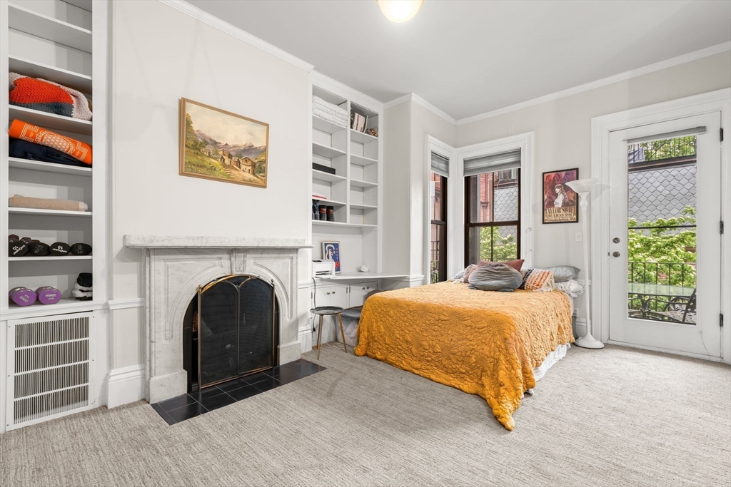 30 Dartmouth Unit: Three