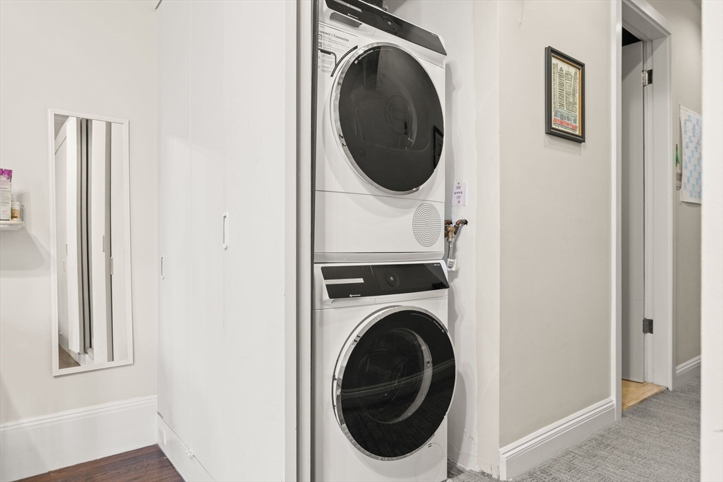 30 Dartmouth Unit: Three