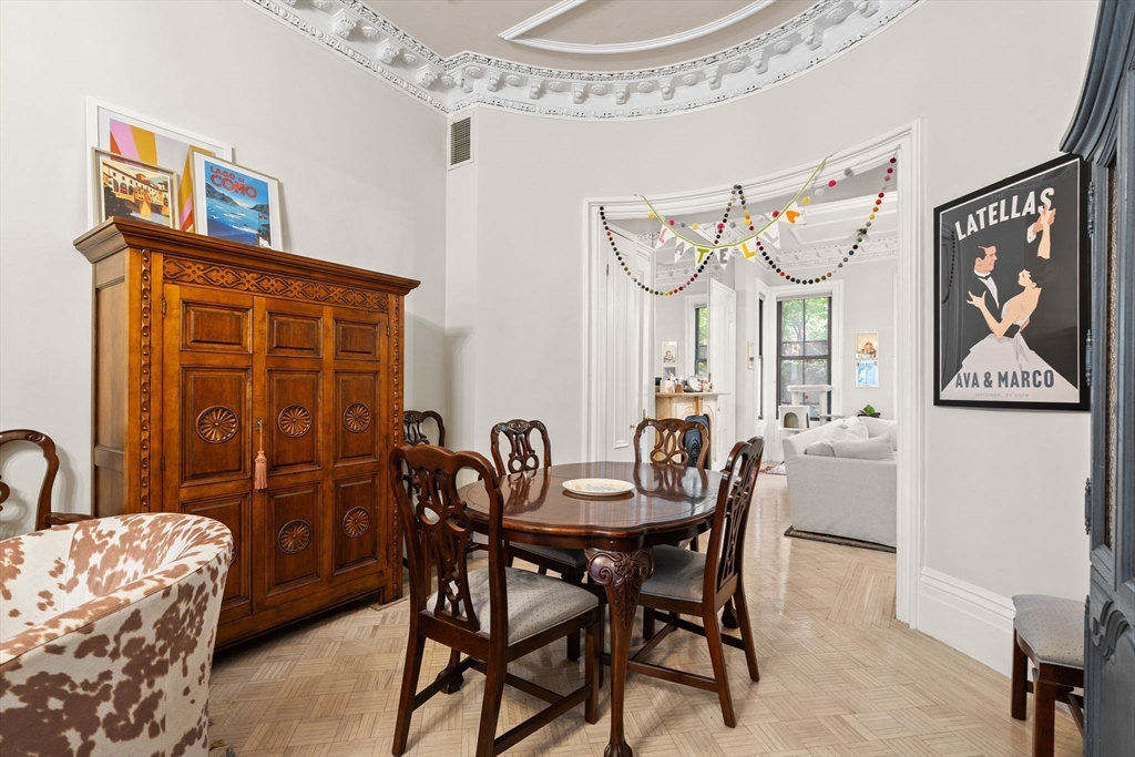 30 Dartmouth Unit: Three