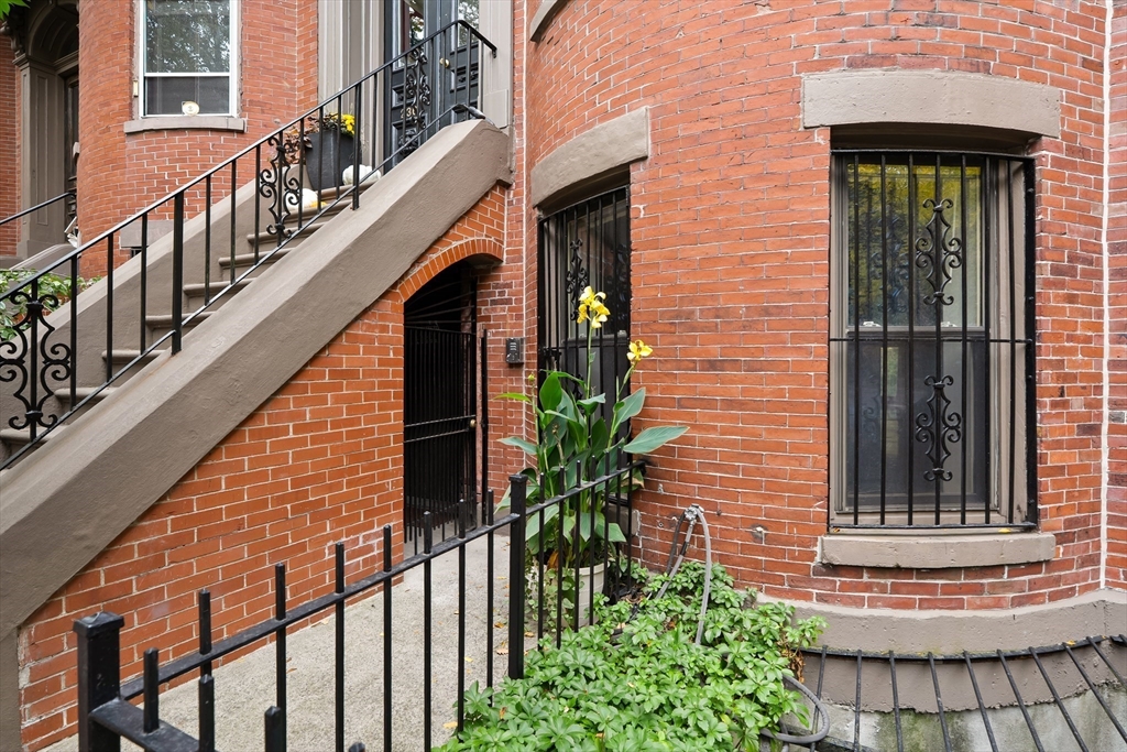 236 W. Canton # 2