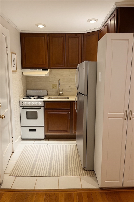 15 Keswick Street # B1