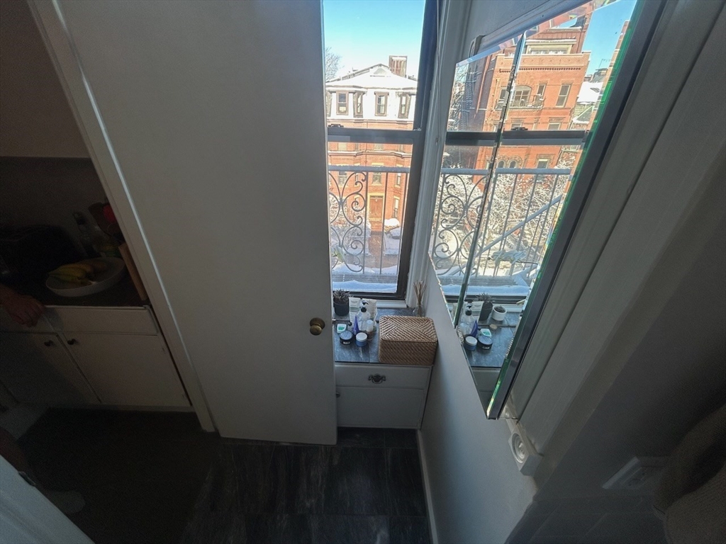 364 Marlborough Street # 8