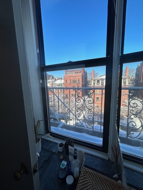 364 Marlborough Street # 8