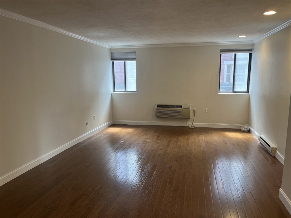 9 Appleton Street # 205