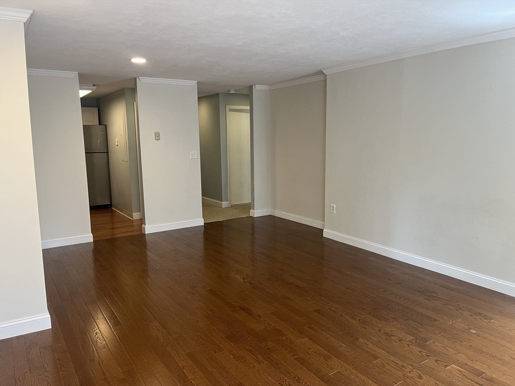 9 Appleton Street # 205