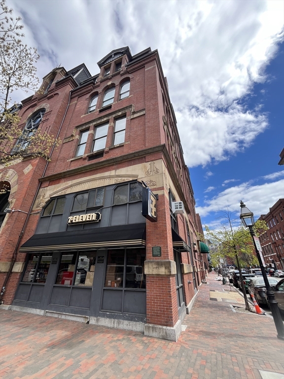 9 Appleton Street # 205