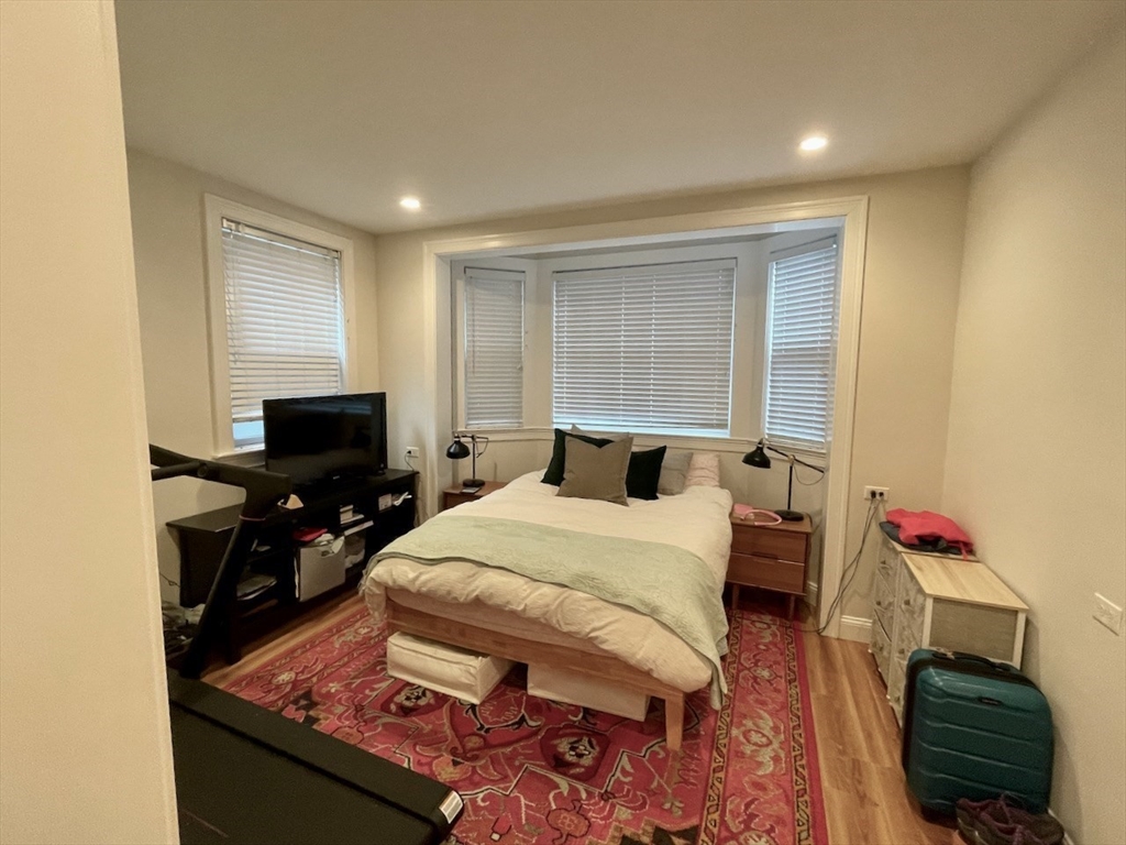 652 Massachusetts Avenue # 1