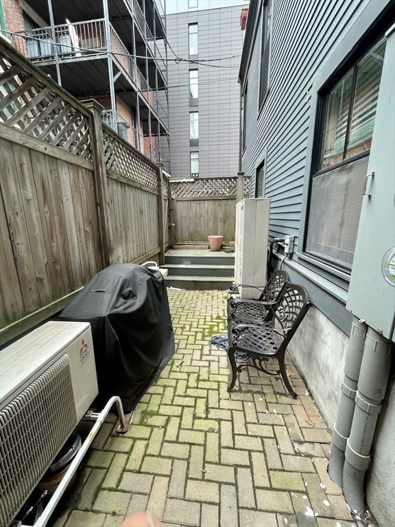 652 Massachusetts Avenue # 1