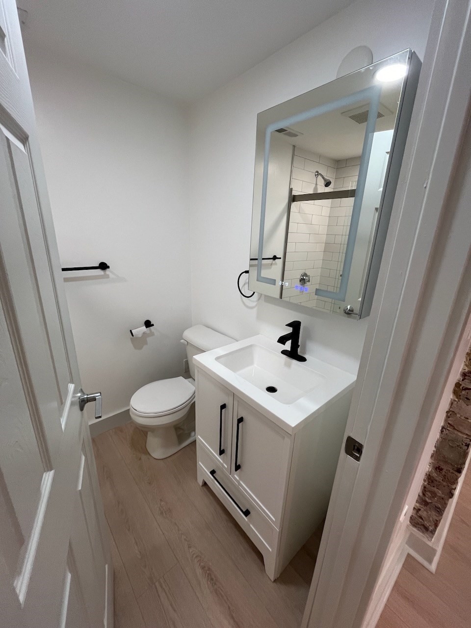 52 Clarendon # 1