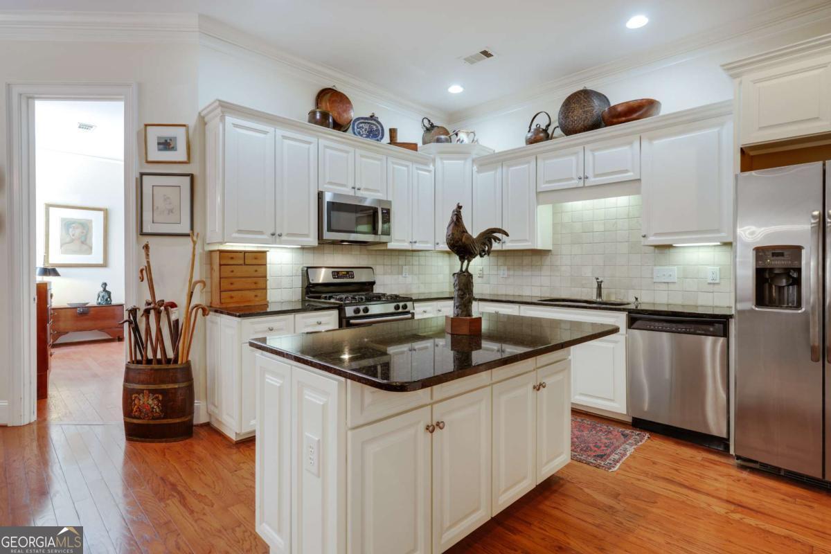 100 Ansonborough Lane # 303