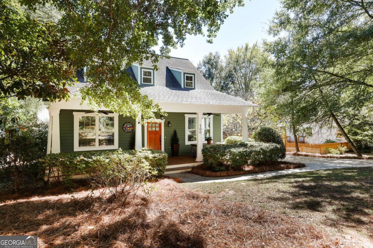 100 Crestview Circle