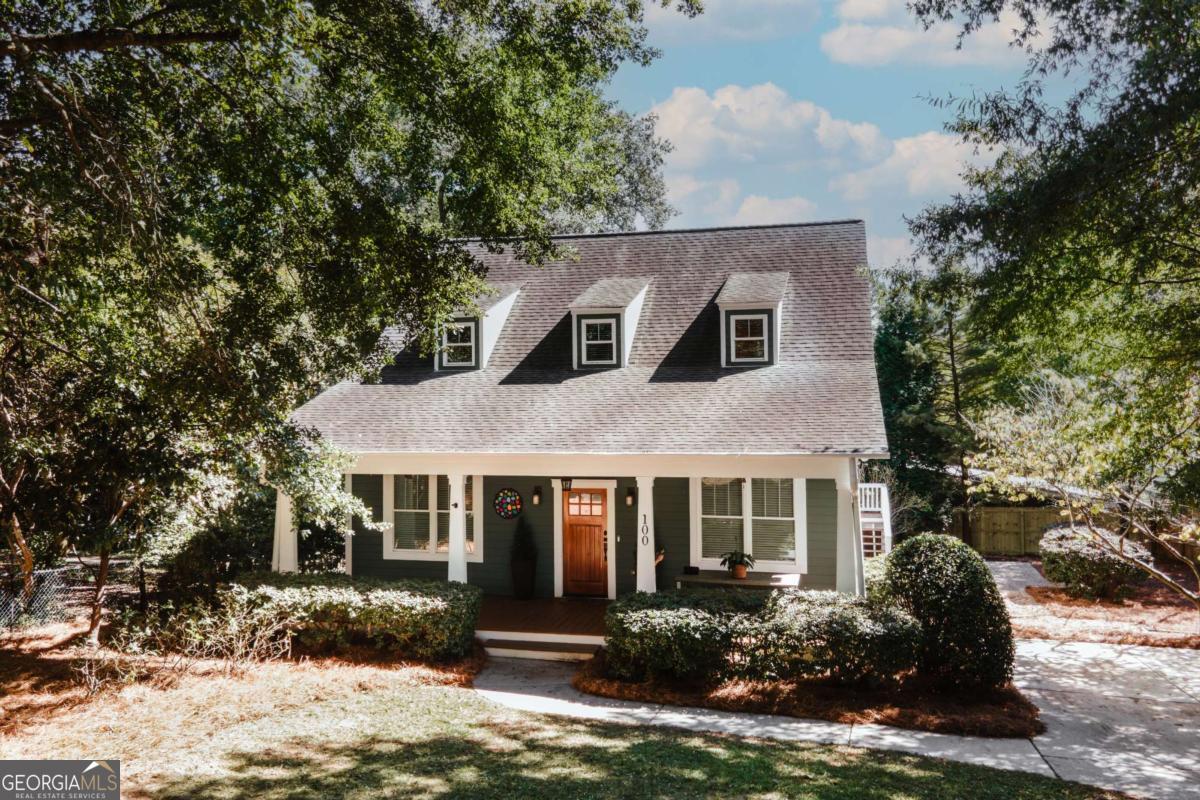 100 Crestview Circle