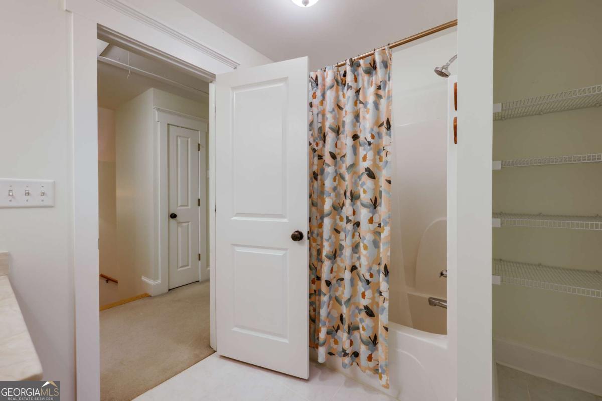 100 Crestview Circle