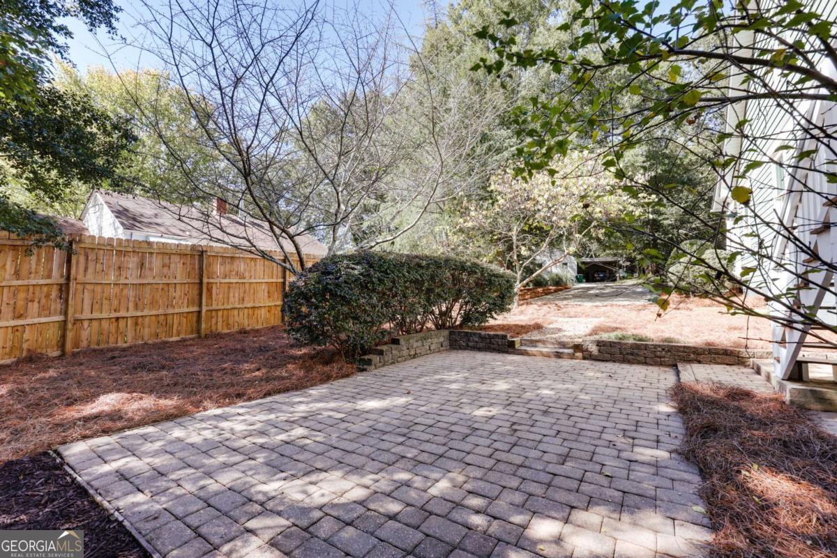 100 Crestview Circle